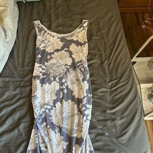 Floral maternity dress